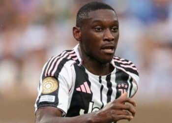 Juve, sfida allo United per Kolo Muani: Vlahovic tra i nomi nel mirino dei Red Devils