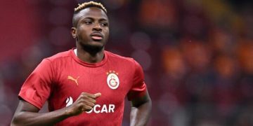 Osimhen resiste al Galatasaray, Roma stringe per un nuovo bomber e il Cagliari piazza i primi colpi