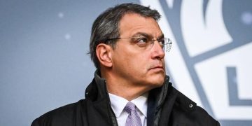 Comolli: “Vlahovic resterà al 99%, per Kolo Muani ci proveremo fino a lunedì. Savona ceduto”