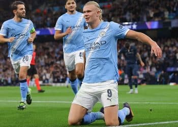 Champions League, Manchester City-Napoli 2-0: Di Lorenzo espulso, Haaland e Doku puniscono gli azzurri