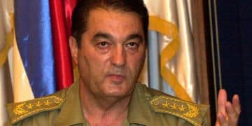 Avion del Governo Serbo con il generale Pavković atterra a Belgrado: trasporto immediato alla VMA