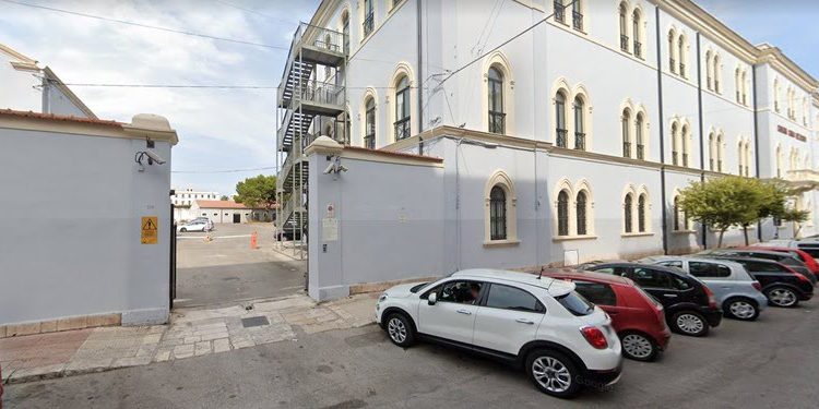 Taranto: parcheggi gratuiti alla Caserma Mezzacapo per sostenere il Borgo e lo shopping autunnale