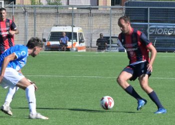 Taranto Calcio: Partenza Perfetta in Eccellenza Pugliese!