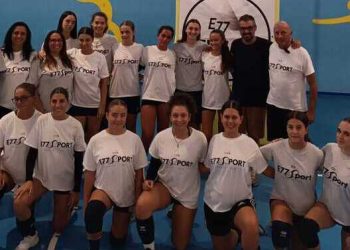 E77 SRL sostiene la prima squadra della New Orchidea Volley: parte la stagione 2025/2026