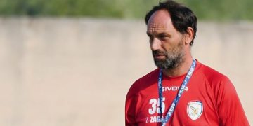 Canosa Calcio 1948: sollevato dall’incarico mister Francesco Modesto