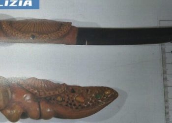 In preda a una crisi di nervi aggredisce i poliziotti: arrestato 37enne tarantino