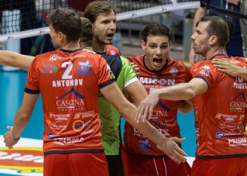 Taranto, serata no al Pala De André: Ravenna domina 3-0