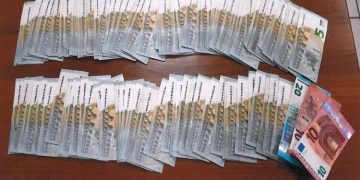 La truffa delle banconote da 5 euro: individuato e denunciato un 33enne