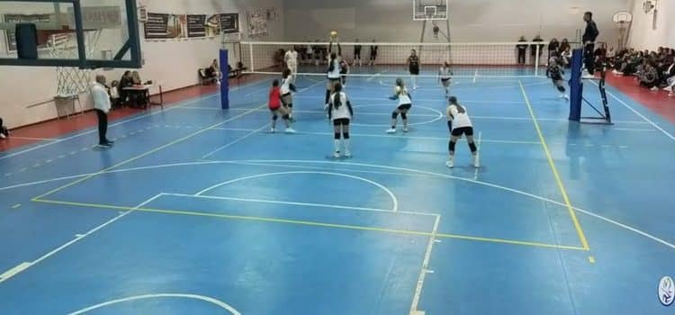 La E77 Sport Volley lotta con generosità a Crispiano, ma a prevalere è l’esperienza del BCC Locorotondo