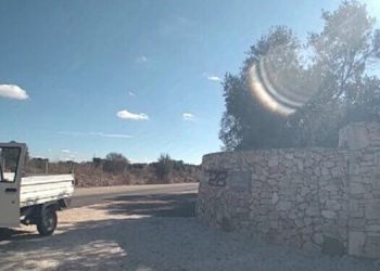 Manduria, ruba una telecamera di sorveglianza ma viene ripreso: denunciato 55enne