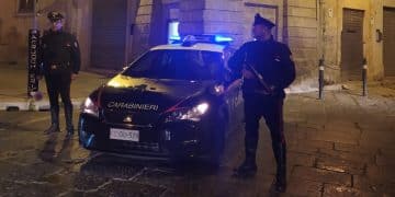 Hashish nascosto tra armadio e frigorifero: 23enne arrestato dai Carabinieri