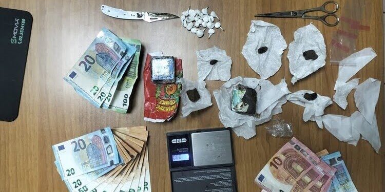 Spaccio nel centro di Pulsano: tre arresti della Polizia di Stato