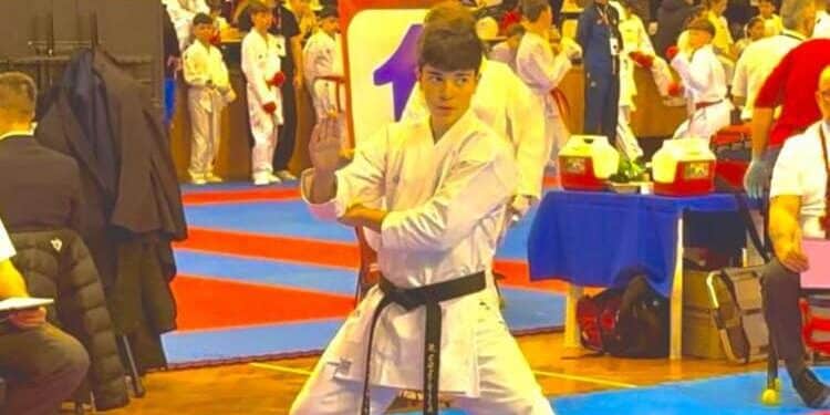 Rafael Costella, oro europeo a soli 12 anni: il karate tarantino sul tetto d’Europa