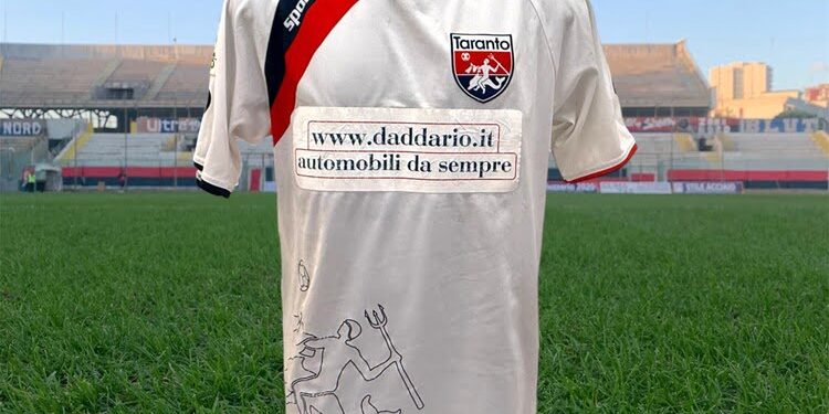 Cimelio Rossoblù: La Maglia Matchworn di Desiderio Garufo a Monza