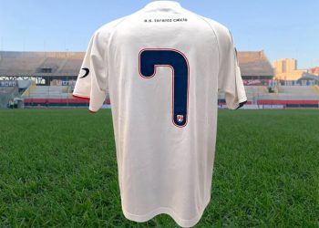 Cimelio Rossoblù: La Maglia Matchworn di Desiderio Garufo a Monza