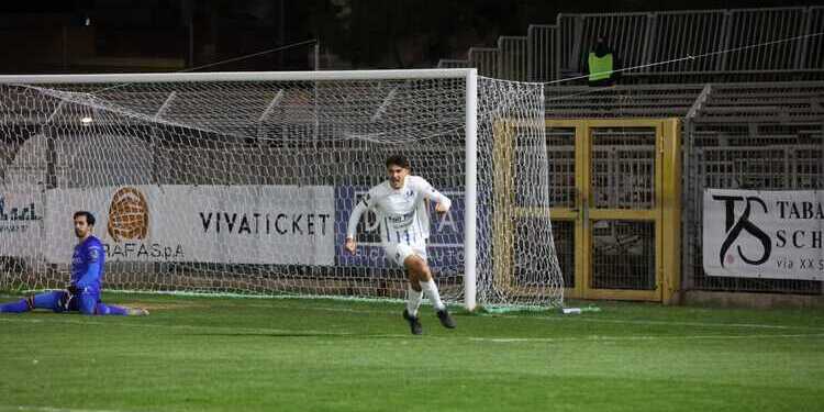 Derby acceso e ricco di emozioni: Martina strappa un pari a Nardò