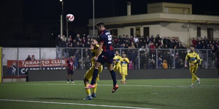Taranto, rimonta e cuore nella finale d’andata: Bisceglie battuto 2-1