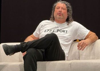 Il Teatro Fusco celebra la tradizione: il Festival Majorano porta in scena la nuova commedia di Mimmo Fornaro