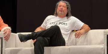 Il Teatro Fusco celebra la tradizione: il Festival Majorano porta in scena la nuova commedia di Mimmo Fornaro