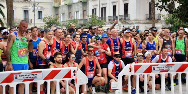 Due Mari Run, Taranto corre verso il successo: partecipazione record e grande festa dello sport
