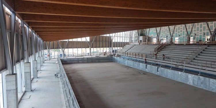 Taranto, completata la copertura in legno dello Stadio del Nuoto: al via la fase impiantistica