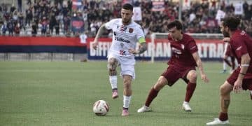 Taranto, vittoria di carattere: basta il lampo di Sansò per restare in scia playoff
