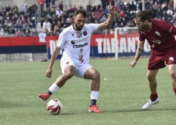 Taranto cinico, Sansò decisivo dopo una manciata di secondi. Le Pagelle