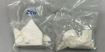 Cocaina nascosta nell’armadio: arrestato 41enne ai Tamburi