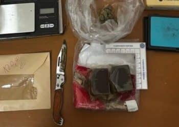 Manduria, droga nascosta in camera da letto: sequestrati hashish e marijuana, denunciato un 22enne