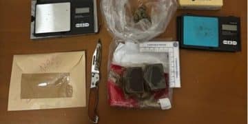 Manduria, droga nascosta in camera da letto: sequestrati hashish e marijuana, denunciato un 22enne
