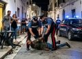 Notte di follia a Massafra: aggredisce clienti e Carabinieri, arrestato 28enne