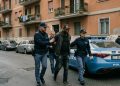 Minaccia un condominio per estorcere denaro: 44enne arrestato dalla Polizia di Stato