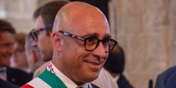 Taranto, riorganizzata la giunta: nuove deleghe dopo le dimissioni di Stamerra