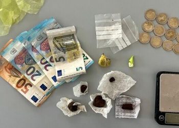 Spaccio in via Giusti, arrestato 37enne dalla Polizia di Stato
