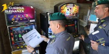 Gioco illegale, stretta a Taranto: sequestrati 24 apparecchi, cinque responsabili segnalati