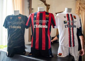 SS Taranto, svelate le nuove maglie Macron 2026/27: tradizione rossoblù, eleganza e innovazione