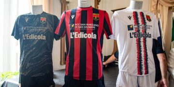 SS Taranto, svelate le nuove maglie Macron 2026/27: tradizione rossoblù, eleganza e innovazione