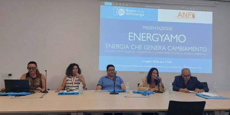 Taranto, oltre 100 famiglie sostenute contro la povertà energetica con il progetto “EnergyAmo”