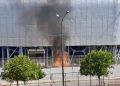 Incendio allo stadio Iacovone, l’allarme arriva dai lettori: fiamme nell’area della Curva Sud