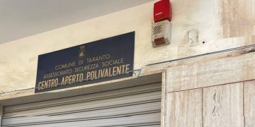 Centri anziani di Taranto ancora chiusi, Vietri attacca: «Grave ritardo». L’assessore Lincesso: «A breve la riapertura»