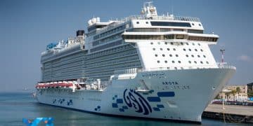 Giochi del Mediterraneo, nave AROYA arriva a Taranto: sarà la casa di circa 4.000 atleti e delegati