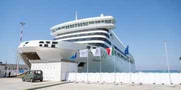 Taranto 2026, arrivata anche la nave Romantika