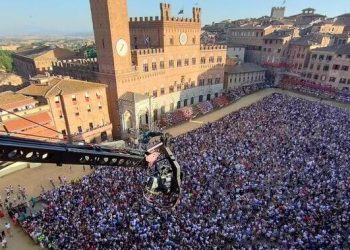 Palio di Siena, Gravity Media Italy rinnova la sfida: tecnologia e tradizione insieme