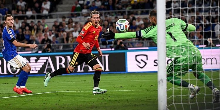 Nations League, Mancini riparte con una sconfitta: l’Italia cade 2-0 contro il Belgio
