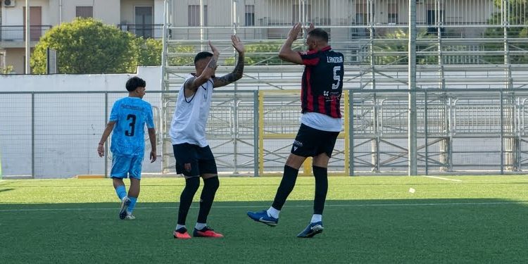 Taranto, buona la prima di Tiozzo: Racale battuto 2-1