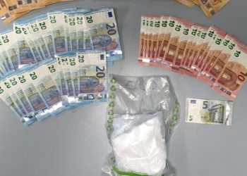 Taranto, arrestati due giovani per droga: sequestrato oltre mezzo chilo di cocaina